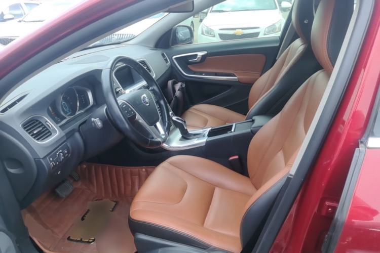 Used Volvo S60 2016 S60L T4 Zhiyuan Edition Left Front Seat