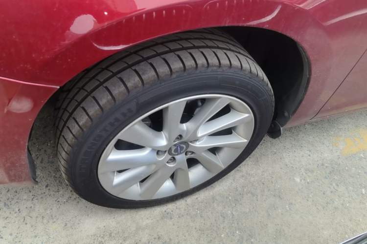 Used Volvo S60 2016 S60L T4 Zhiyuan Edition Left Front Wheel Hub