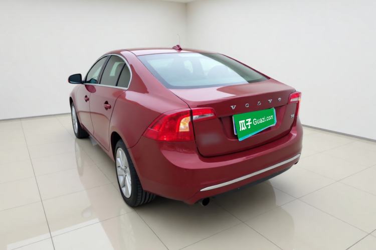 Used Volvo S60 2016 S60L T4 Zhiyuan Edition Rear Left 45 Deg