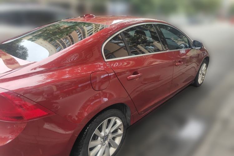 Used Volvo S60 2016 S60L T4 Zhiyuan Edition Rear Right 45 Deg