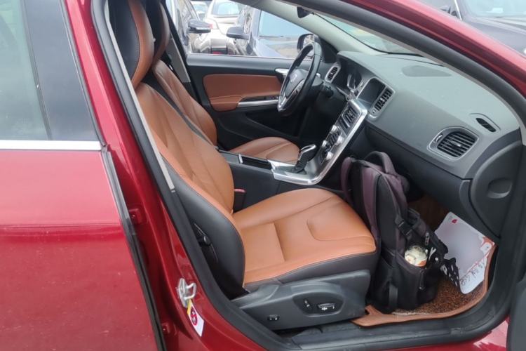 Used Volvo S60 2016 S60L T4 Zhiyuan Edition Right Front Seat