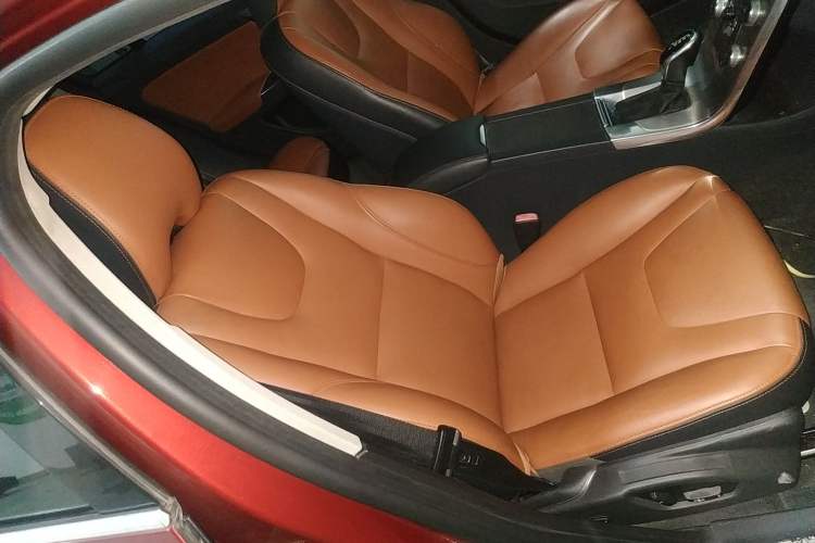 Used Volvo S60 2016 S60L T4 Zhiyuan Edition Right Front Seat