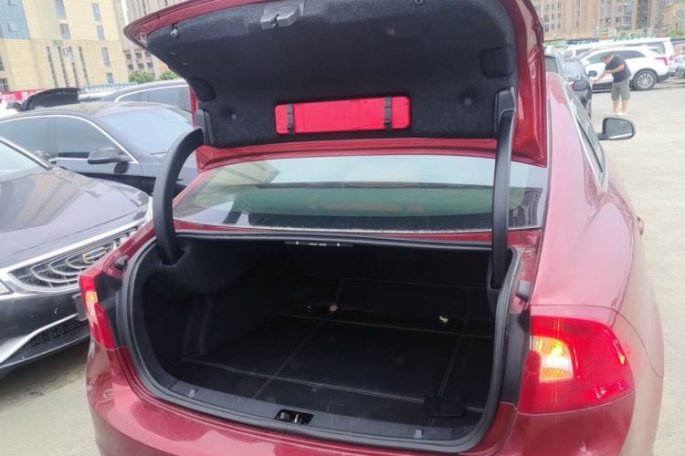 Used Volvo S60 2016 S60L T4 Zhiyuan Edition Trunk