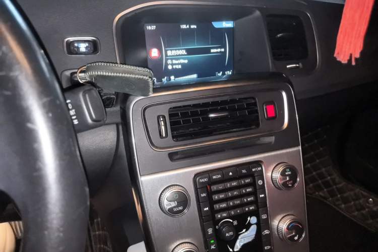 Used Volvo S60 2016 S60L T4 Zhiyuan Edition Audio And AC Panel