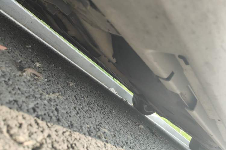 Used Volvo S60 2016 S60L T4 Zhiyuan Edition Chassis Front Left