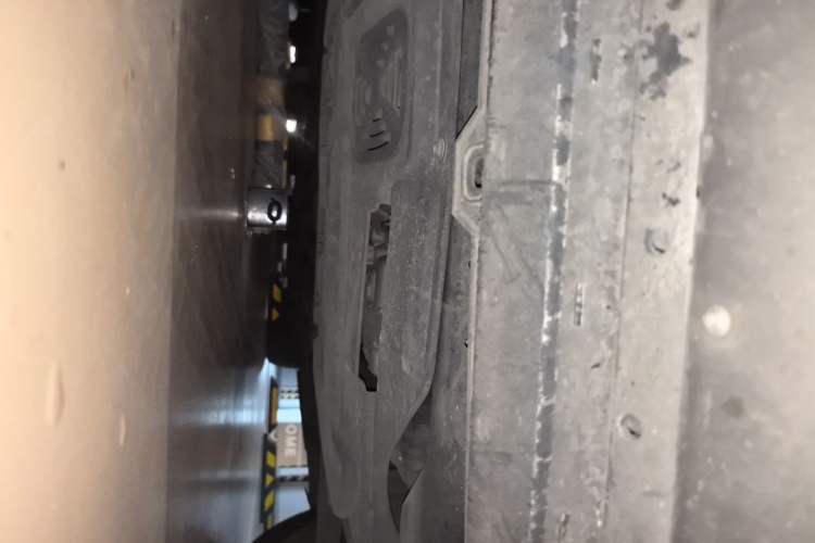 Used Volvo S60 2016 S60L T4 Zhiyuan Edition Chassis Front