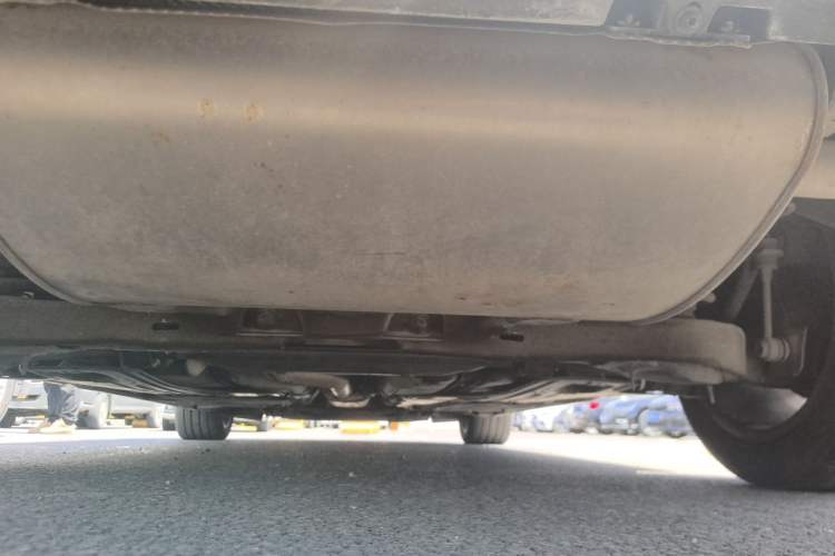 Used Volvo S60 2016 S60L T4 Zhiyuan Edition Chassis Rear