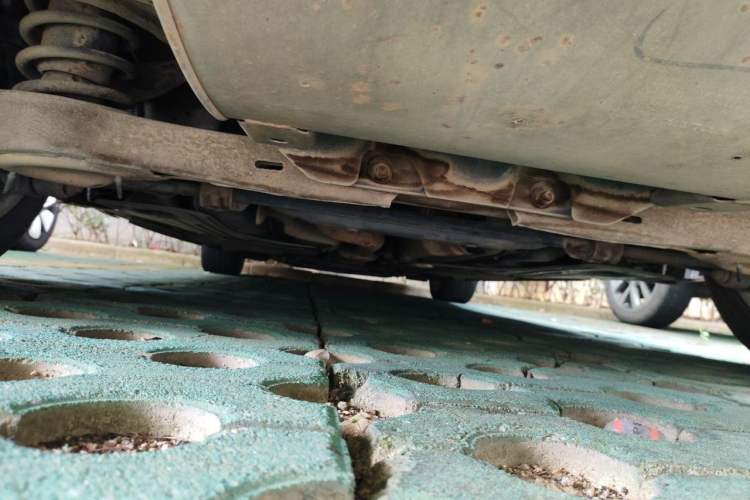 Used Volvo S60 2016 S60L T4 Zhiyuan Edition Chassis Rear