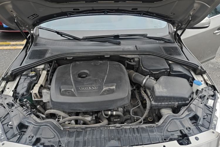 Used Volvo S60 2016 S60L T5 Intelligent Drive Edition Engine Bay