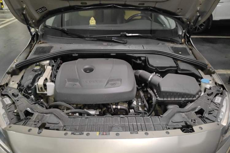Used Volvo S60 2016 S60L T5 Intelligent Drive Edition Engine Bay