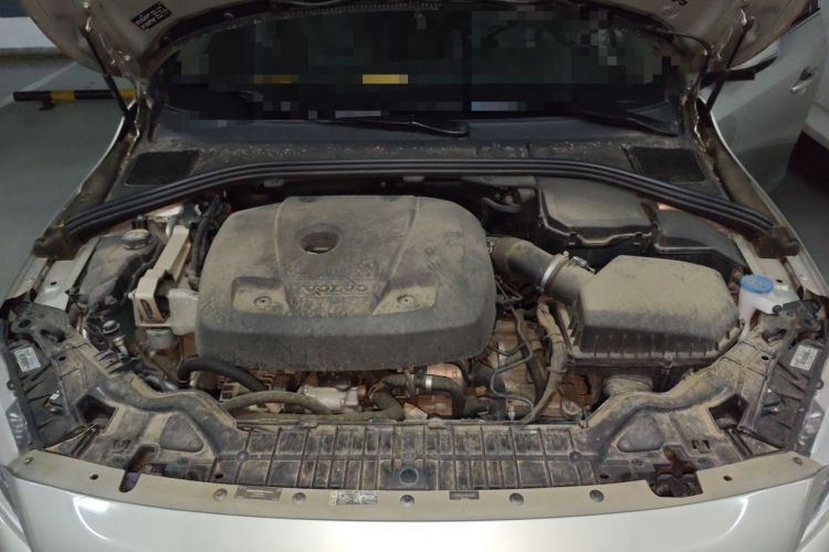 Used Volvo S60 2016 S60L T4 Zhiyuan Edition Engine Bay