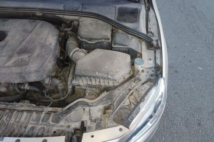 Used Volvo S60 2016 S60L T4 Zhiyuan Edition Engine Bay Left