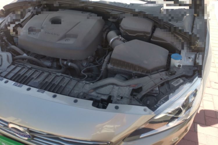 Used Volvo S60 2016 S60L T4 Zhiyuan Edition Engine Bay Left