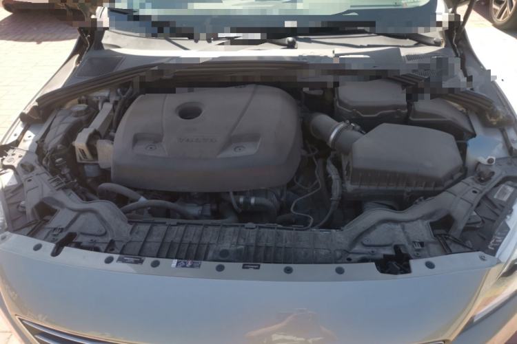 Used Volvo S60 2016 S60L T4 Zhiyuan Edition Engine Bay