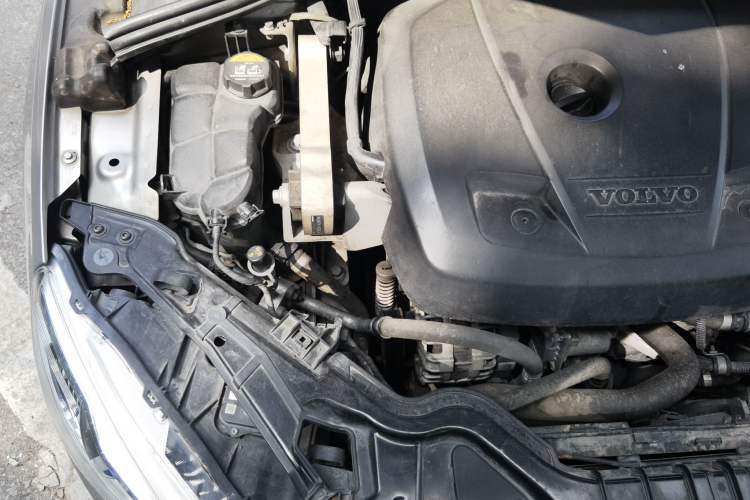 Used Volvo S60 2016 S60L T5 Smart Upgrade Edition Engine Bay Right