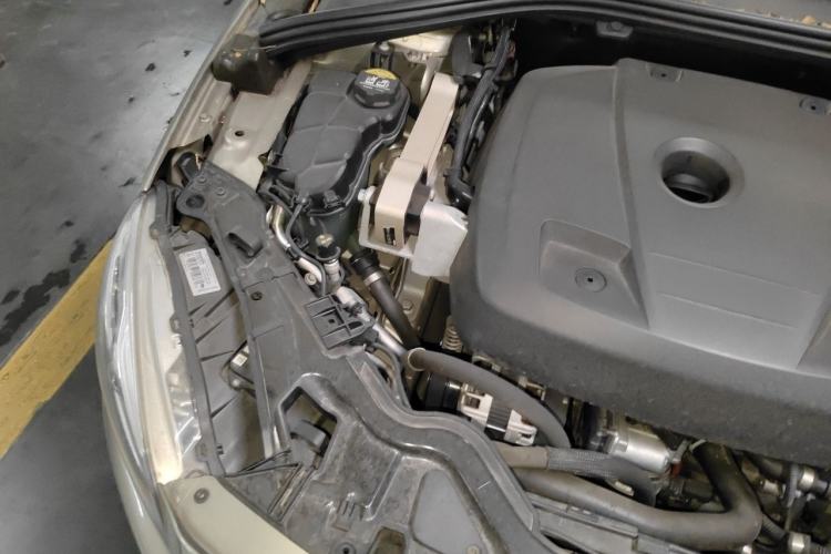 Used Volvo S60 2016 S60L T5 Intelligent Drive Edition Engine Bay Right