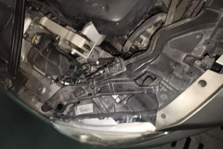 Used Volvo S60 2016 S60L T4 Zhiyuan Edition Engine Bay Right
