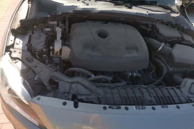 Used Volvo S60 2016 S60L T4 Zhiyuan Edition Engine Bay Right