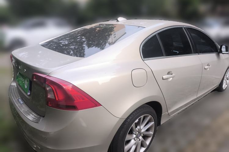 Used Volvo S60 2016 S60L T4 Zhiyuan Edition Exterior 5