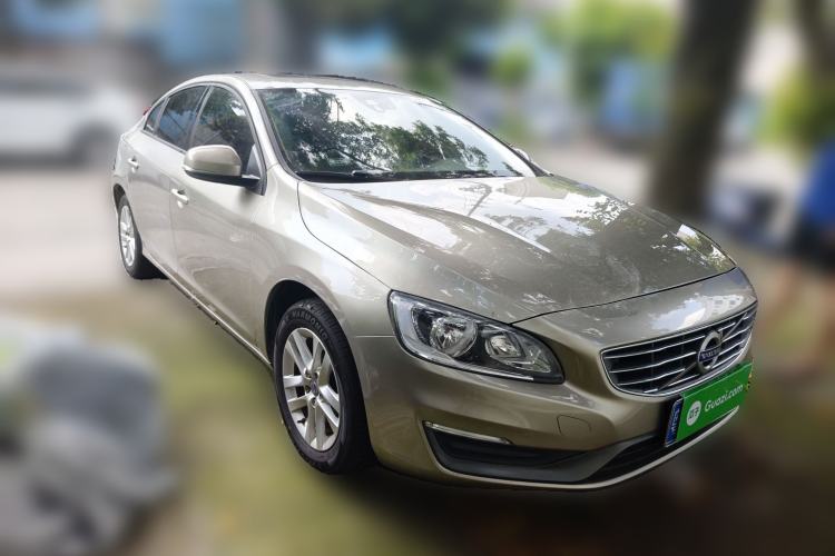 Used Volvo S60 2016 S60L T3 Smart Drive Edition Front Right 45 Deg