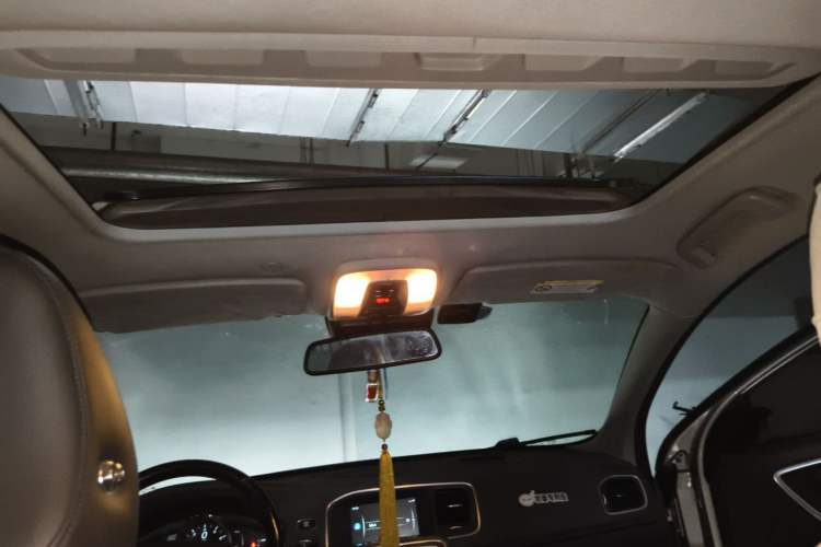 Used Volvo S60 2016 S60L T4 Zhiyuan Edition Headliner