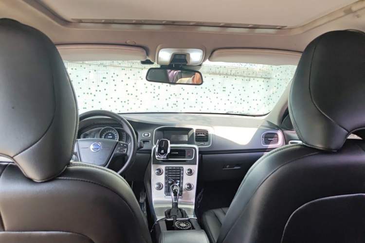 Used Volvo S60 2016 S60L T3 Smart Drive Edition Headliner