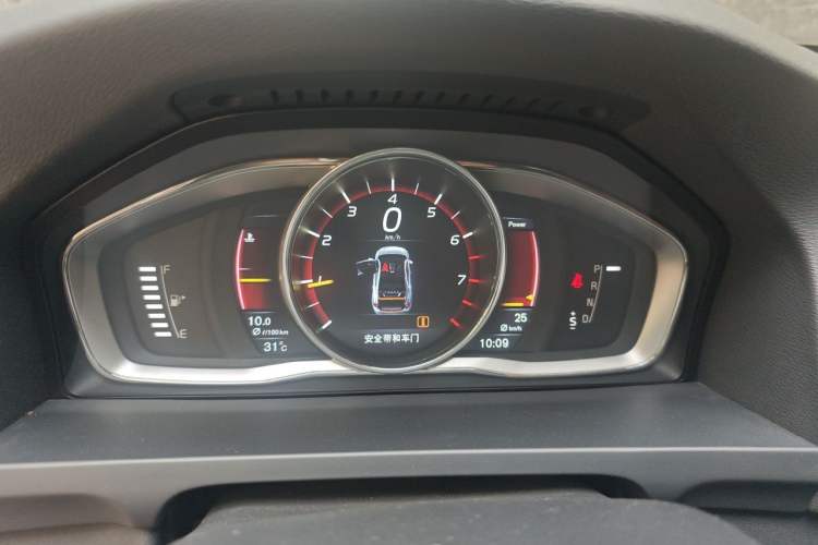 Used Volvo S60 2016 S60L T4 Zhiyuan Edition Instrument Cluster