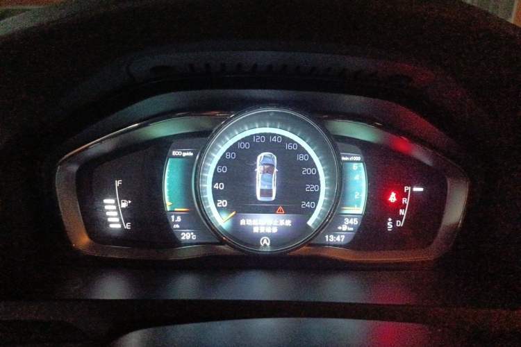 Used Volvo S60 2016 S60L T4 Zhiyuan Edition Instrument Cluster