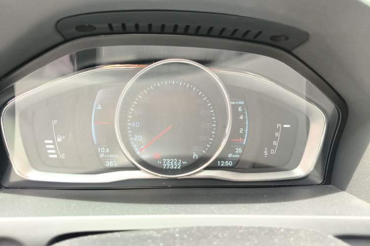 Used Volvo S60 2016 S60L T4 Zhiyuan Edition Instrument Cluster