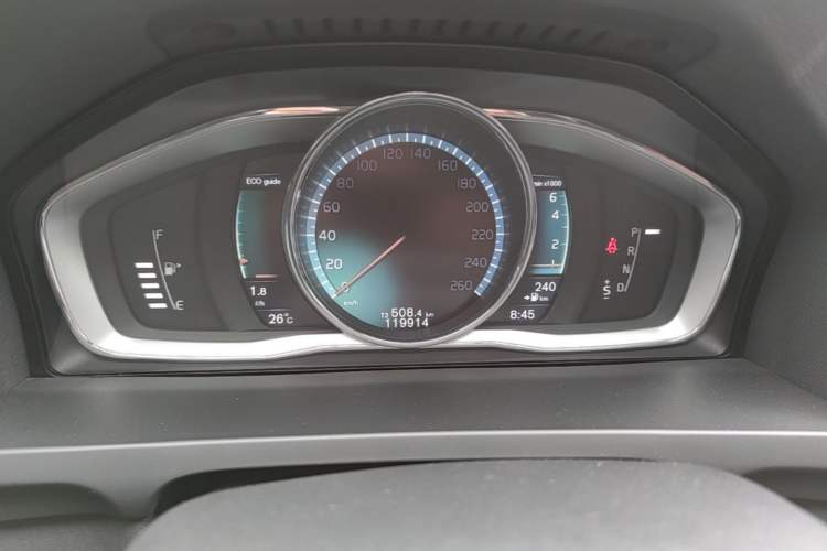 Used Volvo S60 2016 S60L T4 Zhiyuan Edition Instrument Cluster