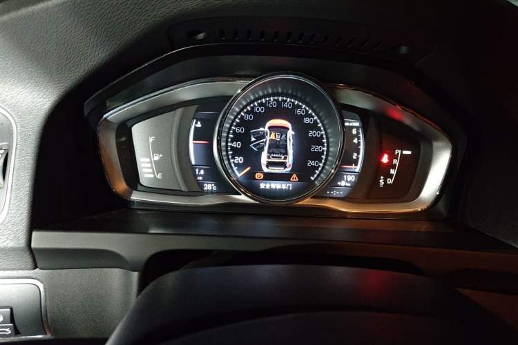 Used Volvo S60 2016 S60L T5 Intelligent Drive Edition Instrument Cluster