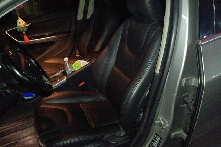 Used Volvo S60 2016 S60L T4 Zhiyuan Edition Left Front Seat