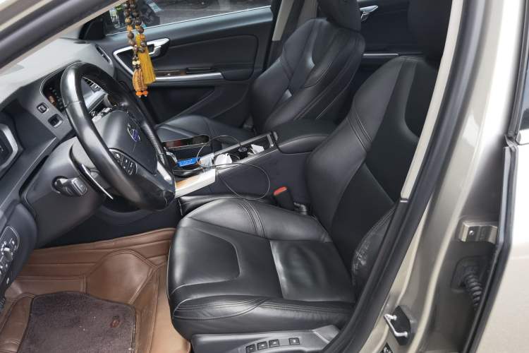 Used Volvo S60 2016 S60L T5 Smart Upgrade Edition Left Front Seat