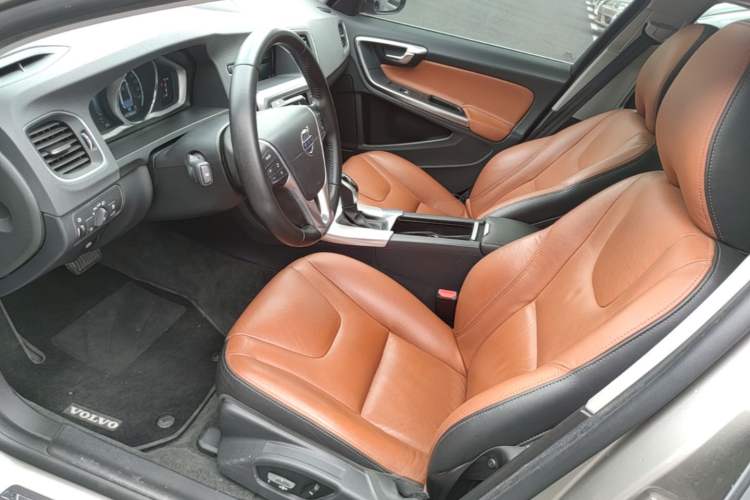 Used Volvo S60 2016 S60L T4 Zhiyuan Edition Left Front Seat