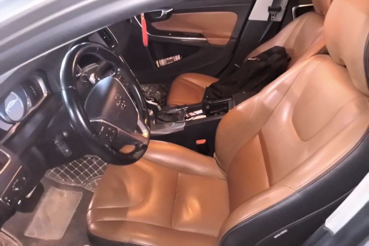 Used Volvo S60 2016 S60L T4 Zhiyuan Edition Left Front Seat