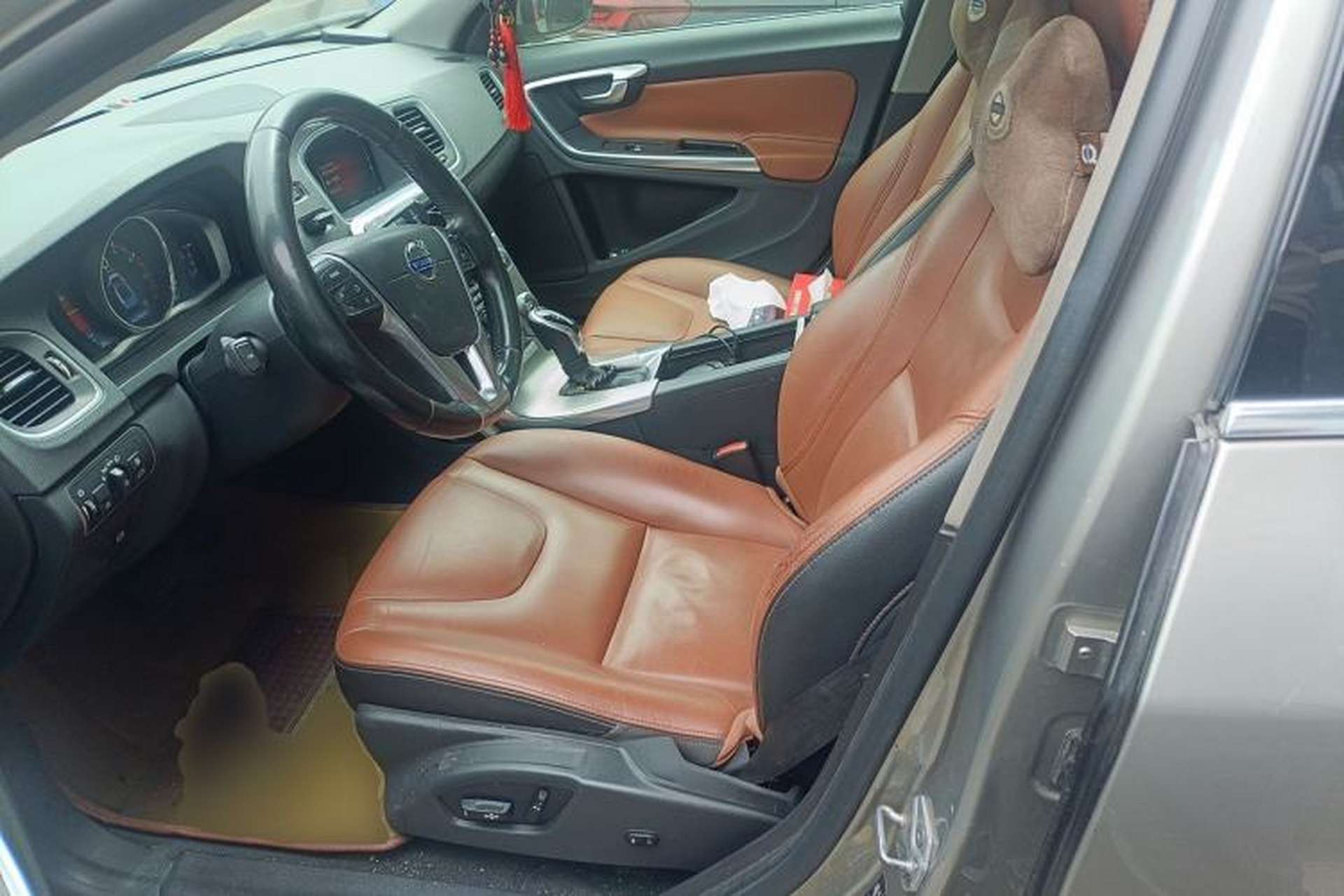 Used Volvo S60 2016 S60L T4 Zhiyuan Edition Left Front Seat