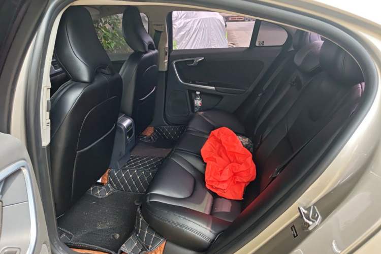 Used Volvo S60 2016 S60L T3 Smart Drive Edition Left Rear Seat