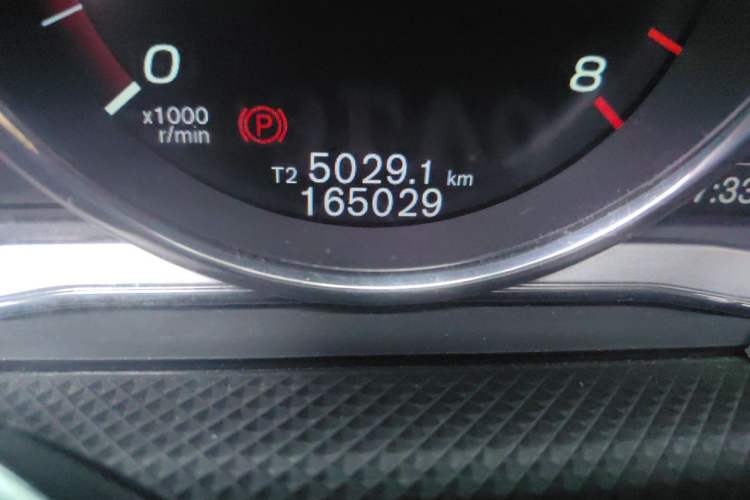 Used Volvo S60 2016 S60L T4 Zhiyuan Edition Odometer Close Up