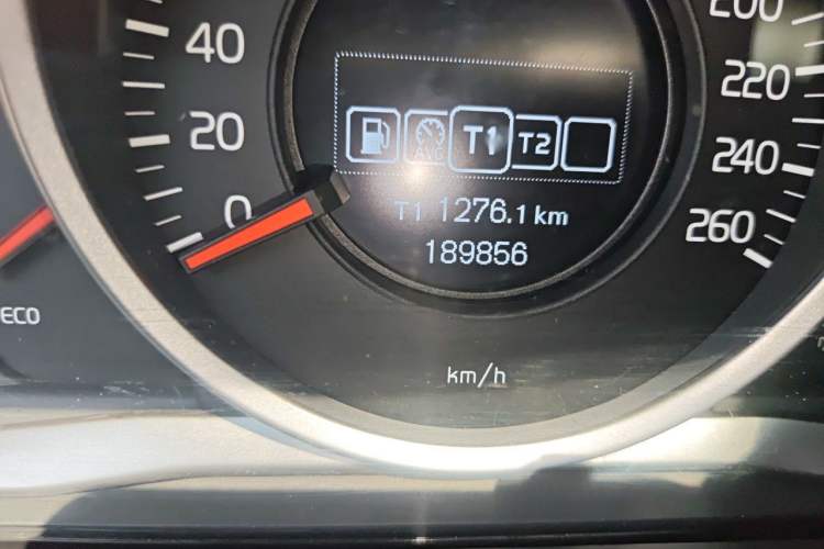 Used Volvo S60 2016 S60L T3 Smart Drive Edition Odometer Close Up