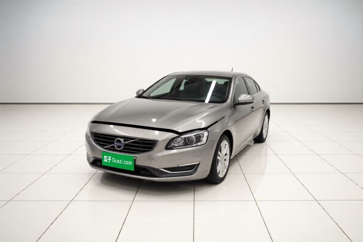 Used Volvo S60 2016 S60L T4 Zhiyuan Edition Guazi used car, China used car export, Used car for sale, Used cars, Cheapest cars for sale