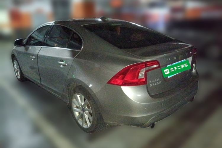 Used Volvo S60 2016 S60L T4 Zhiyuan Edition Rear Left 45 Deg