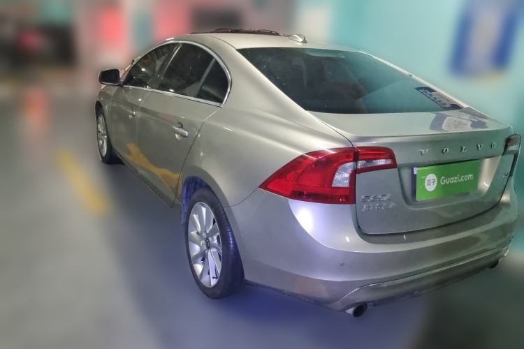 Used Volvo S60 2016 S60L T4 Zhiyuan Edition Rear Left 45 Deg