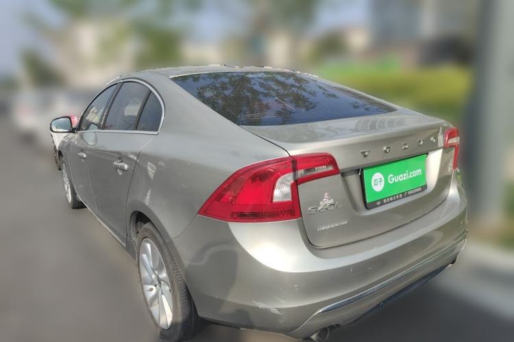 Used Volvo S60 2016 S60L T4 Zhiyuan Edition Rear Left 45 Deg