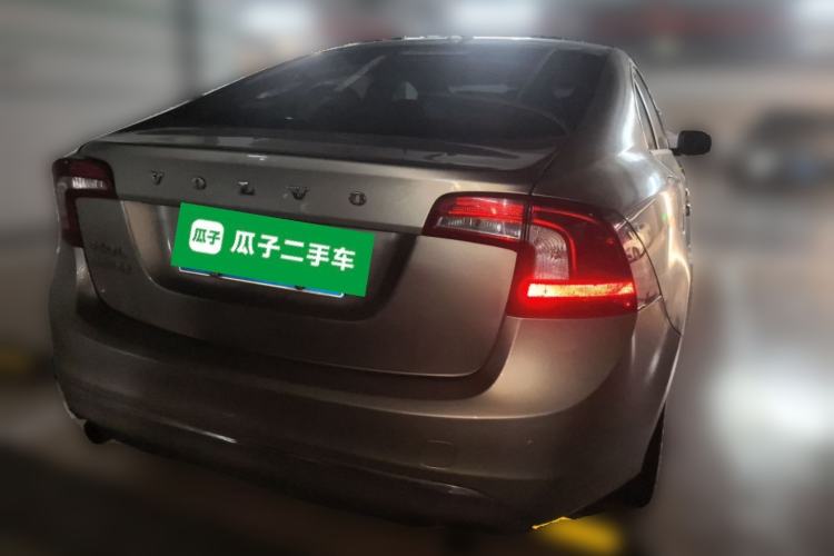 Used Volvo S60 2016 S60L T4 Zhiyuan Edition Rear