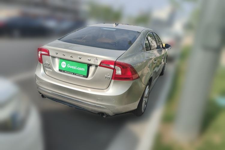 Used Volvo S60 2016 S60L T4 Zhiyuan Edition Rear Right 45 Deg