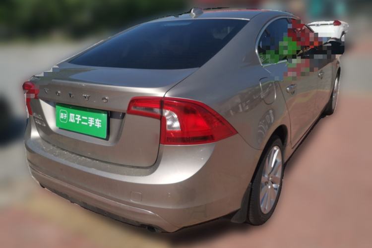 Used Volvo S60 2016 S60L T4 Zhiyuan Edition Rear Right 45 Deg