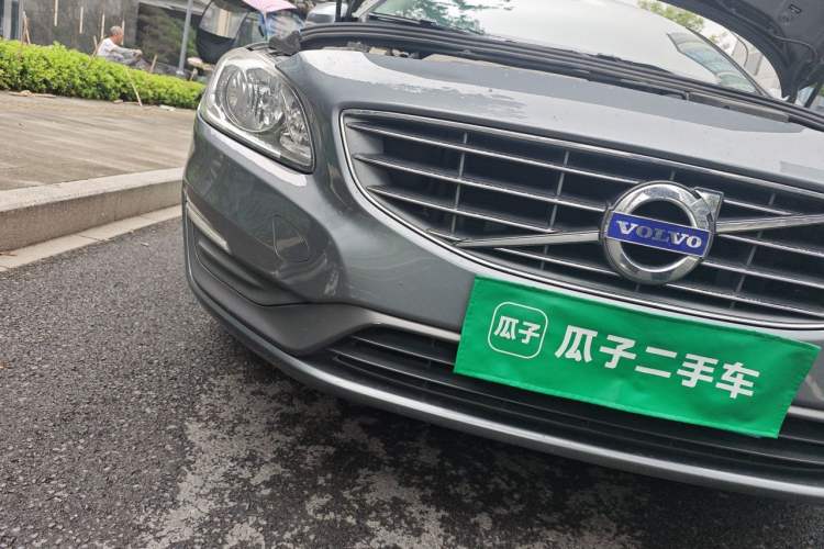 Used Volvo S60 2016 S60L T3 Smart Drive Edition Right Front Headlight