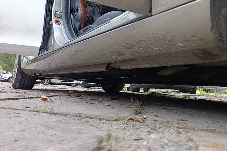 Used Volvo S60 2016 S60L T4 Zhiyuan Edition Right Side Sill