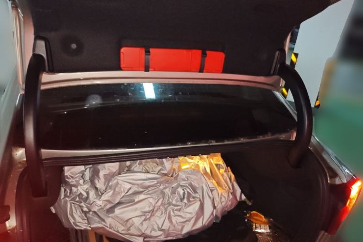 Used Volvo S60 2016 S60L T4 Zhiyuan Edition Trunk
