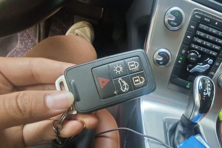 Used Volvo S60 2016 S60L T4 Zhiyuan Edition Vehicle Key